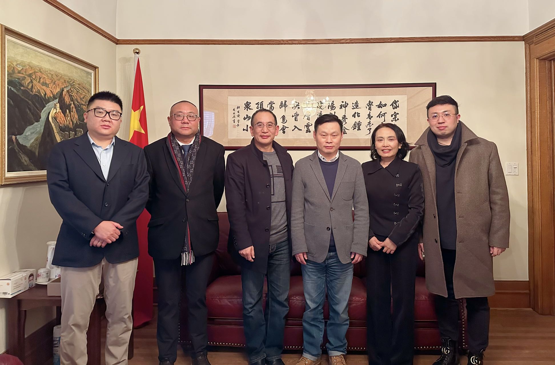 程洪波副总领事会见CACR负责人